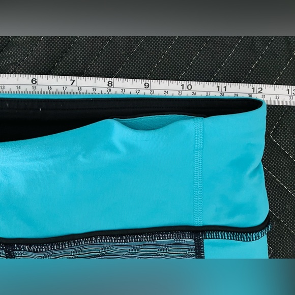 LULULEMON Lulu Cropped Leggings with Pockets Women’s 4 - Picture 10 of 13